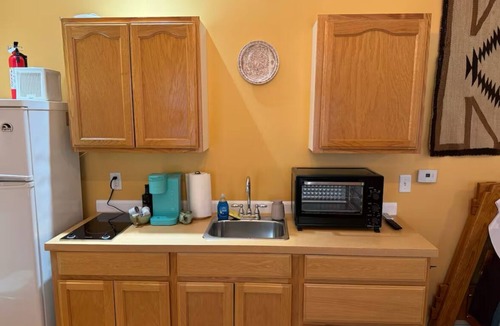 Brewery Gulch Apartment | Charming Brewery Gulch apartment in a historic former brothel close 2 everything