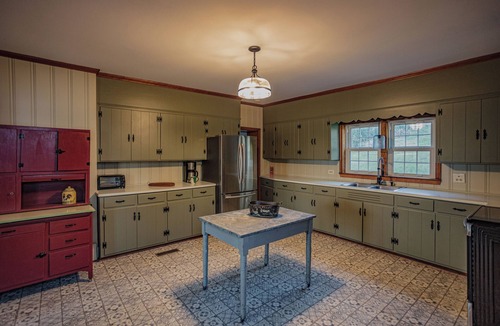 Rockbridge Baths Other | Charming Brick Farmhouse w/Wraparound Porch in Brownsburg VA! WIFI & AC