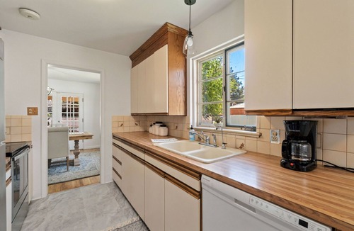 Cheyenne House | Charming brick home in The Avenues.