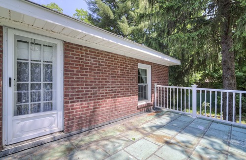 Haviland House | Charming Brick House -Hudson Valley