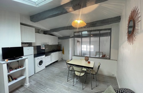 La Cadiere-d'Azur Apartment | Charming, bright studio in the heart of the picturesque village of La Cadière-d'Azur