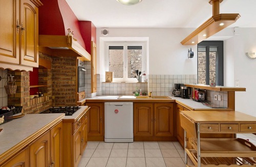 Mauron House | Charming Brocéliande Cottage (Longère)