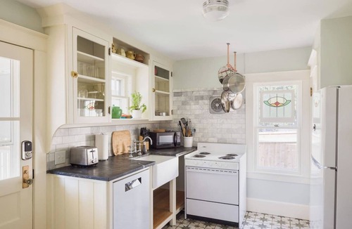 New North End House | Charming Bungalow + 3 Cottages Near Park & Beaches