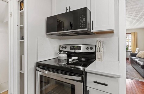 Lebanon House | Charming Bungalow Duplex in Lebanon.