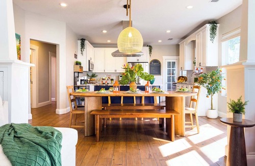 South Seminole Heights House | Charming Bungalow | HotTub, Cowboy Pool & Fire Pit