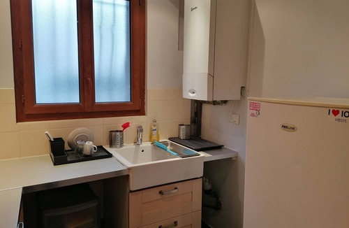 Montreuil Cabin | Charming bungalow with garden in a quiet neighborhood