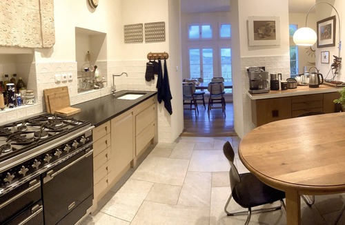 Aubeterre-sur-Dronne House | Charming character home with stunning view