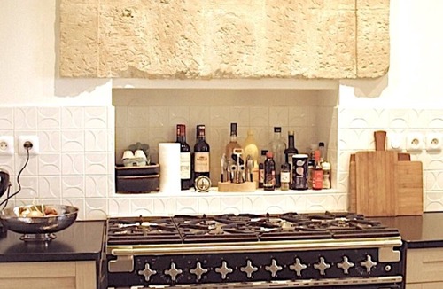 Aubeterre-sur-Dronne House | Charming character home with stunning view