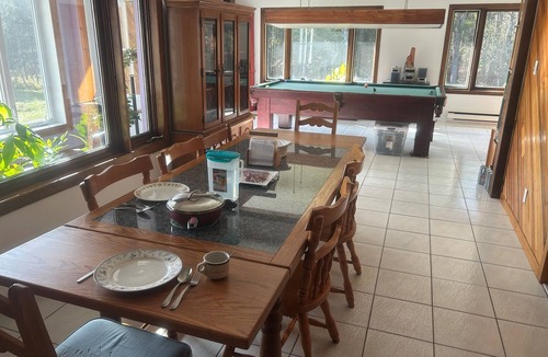 Saint-Alexis-des-Monts Cottage | Charming Riverside 3BR Cottage in Saint-Alexis-Des-Monts.