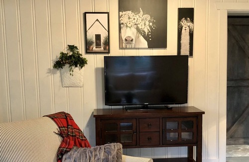 Birch Bay Cabin | Charming Cabin 2 Blocks from the Salt Water Beach