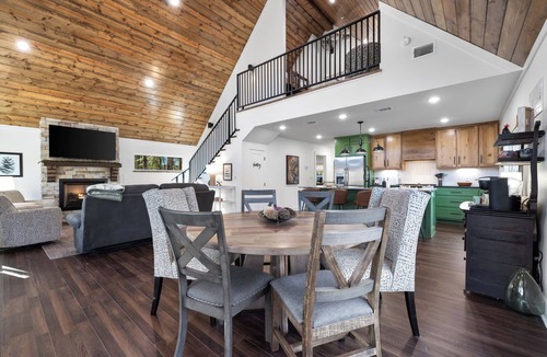 Lockesburg Cabin | Charming cabin, Float On Inn, on the banks of the beautiful Cossatot River.