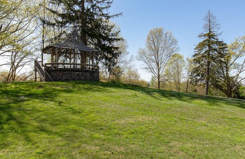 Fishkill Cabin | Charming Cabin in Fishkill!