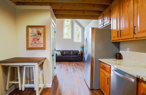 Patrick Henry Cabin | Charming cabin in lovely Louisa