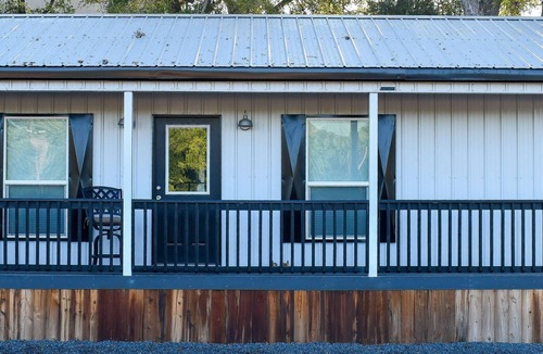 Boerne Cabin | Charming Cabin Retreat in Texas Hill Country