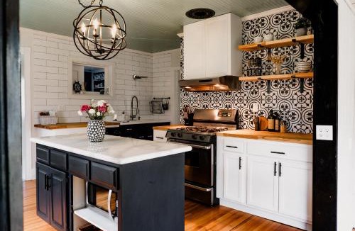 Pepin House | Charming Cabin with Hot Tub & Fire Pit