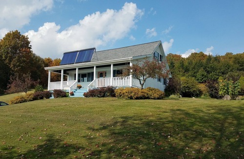 Burlington Flats House | Charming Cape Cod