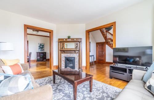 Miller Park House | Charming Capitol Hill Craftsman