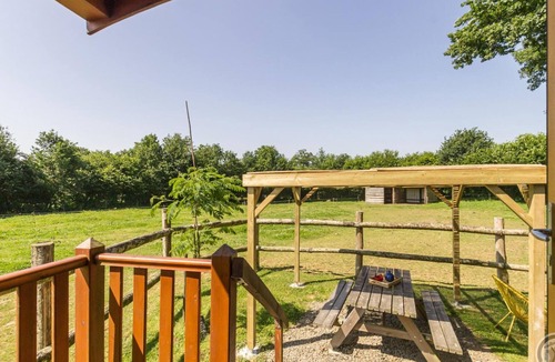 La Chapelle-Cecelin Apartment | Charming caravan near equestrian center, perfect for unwinding