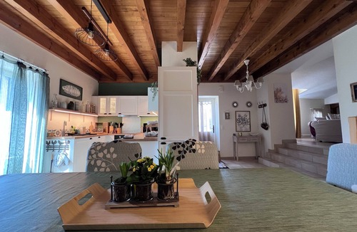 Chanonat House | Charming castle gîte