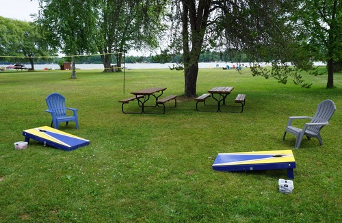Oscoda House | Charming Cedar Lake Chalet – Renovated, Spacious, and Steps from Golf & Dining