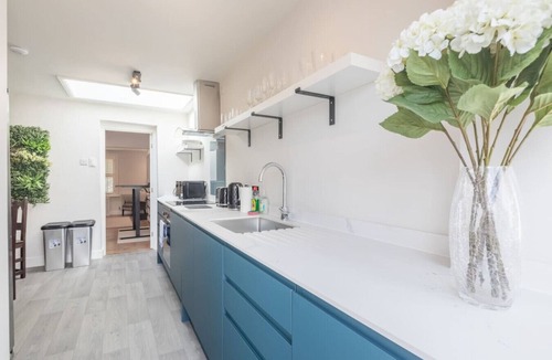 Cambridge Apartment | Charming Central Cottage