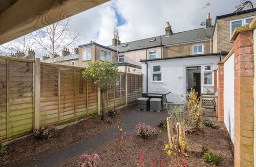 Cambridge Apartment | Charming Central Cottage