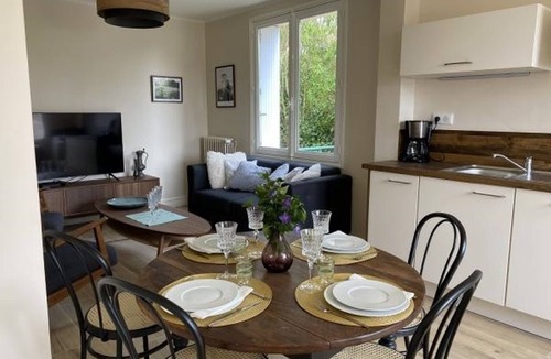 La Roche-Posay Apartment | Charming Central T3 with Garden, Near Thermal Baths, WiFi, Parking, BBQ