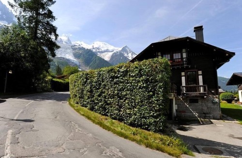 Chamonix-Mont-Blanc Ski Chalet | Charming chalet, exceptional view, calm and authenticity