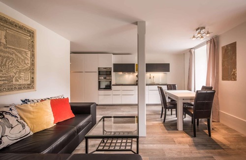 Matten bei Interlaken Apartment | Charming Ground-Floor Apartment; Your Perfect Alpine Retreat