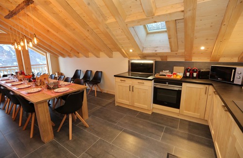 Valloire Ski Chalet | Charming chalet 17 people