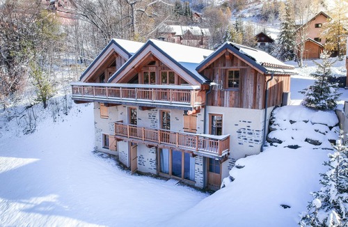 Valloire Ski Chalet | Charming chalet 17 people