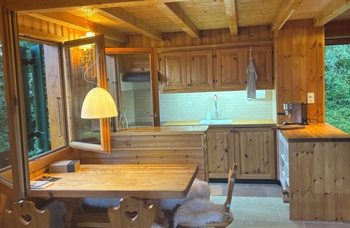 Heremence Ski Chalet | Charming chalet close to the slopes