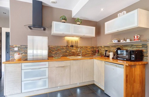 Levis-Saint-Nom House | Charming Chalet in the Heart of the Chevreuse Valley