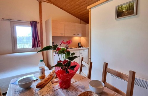 Usson-en-Forez Cottage | Charming chalet in the heart of Usson - 4 guests