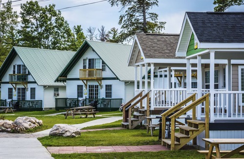 Alexandria Bay Ski Chalet | Charming Chalets at Swan Bay Resort: Your Perfect 1000 Islands Getaway