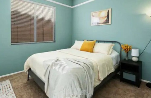 Ocotillo House | Charming Chandler Oasis