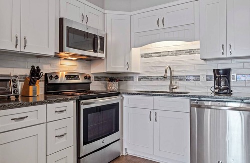 North Myrtle Beach Hotel | Charming Cherry Grove 2BR w/Relaxing Pool & Stunning ocean view