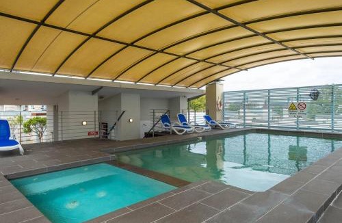 Chippendale Apartment | Charming Chippendale Escape with Rooftop Pool