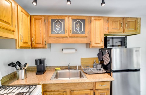 Hollowville Apartment | Charming Claverack Retreat w/Serene Deck!