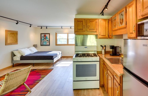 Hollowville Apartment | Charming Claverack Retreat w/Serene Deck!