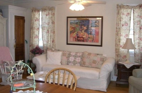 Sea Isle City Cottage | Charming, Clean Cottage by the Sea