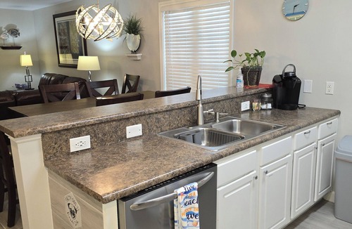 Myrtle Beach House | Charming, Clean & Pet Friendly, 2 bdrm, 2.5 bath, Close to Beach & Airport