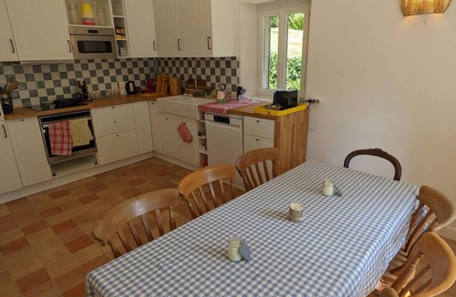 Mesnil-sur-l'Estree House | Charming countryside escape 1 hour from Paris with hot tub