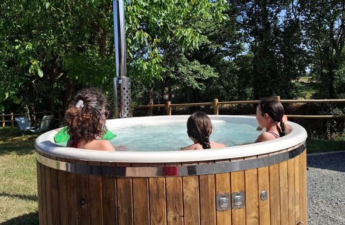 Saint-Denis-d'Anjou Cottage | Charming countryside house for 9 guests in Saint-Denis-d'Anjou
