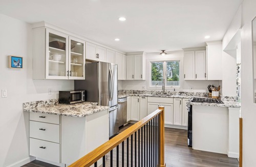 Portland House | Charming Coastal Falmouth 2BR Retreat – Minutes to Portland