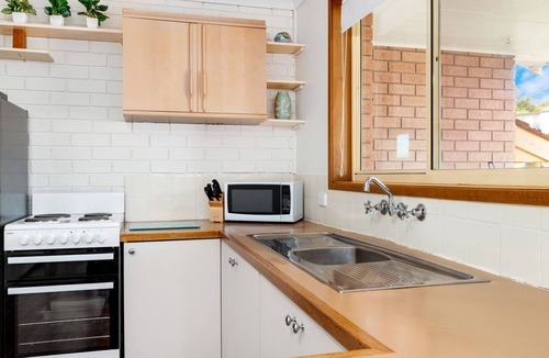 Tuross Head Apartment | Charming Coastal Retreat in Tuross Head