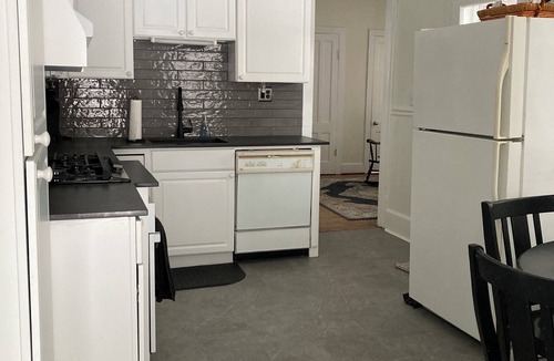 Oneida House | Charming colonial home in Oneida Castle