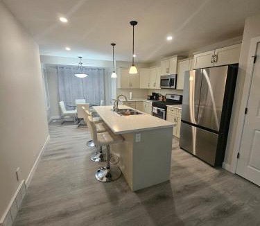 Regina Villa | Charming comfortable 3-bedroom home in Regina