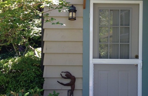 Ashland Cottage | Charming, Comfortable Garden Studio Above The University.