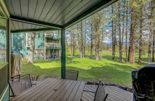 New Meadows Condo | Charming condo on the golf course. 15 min from McCall.